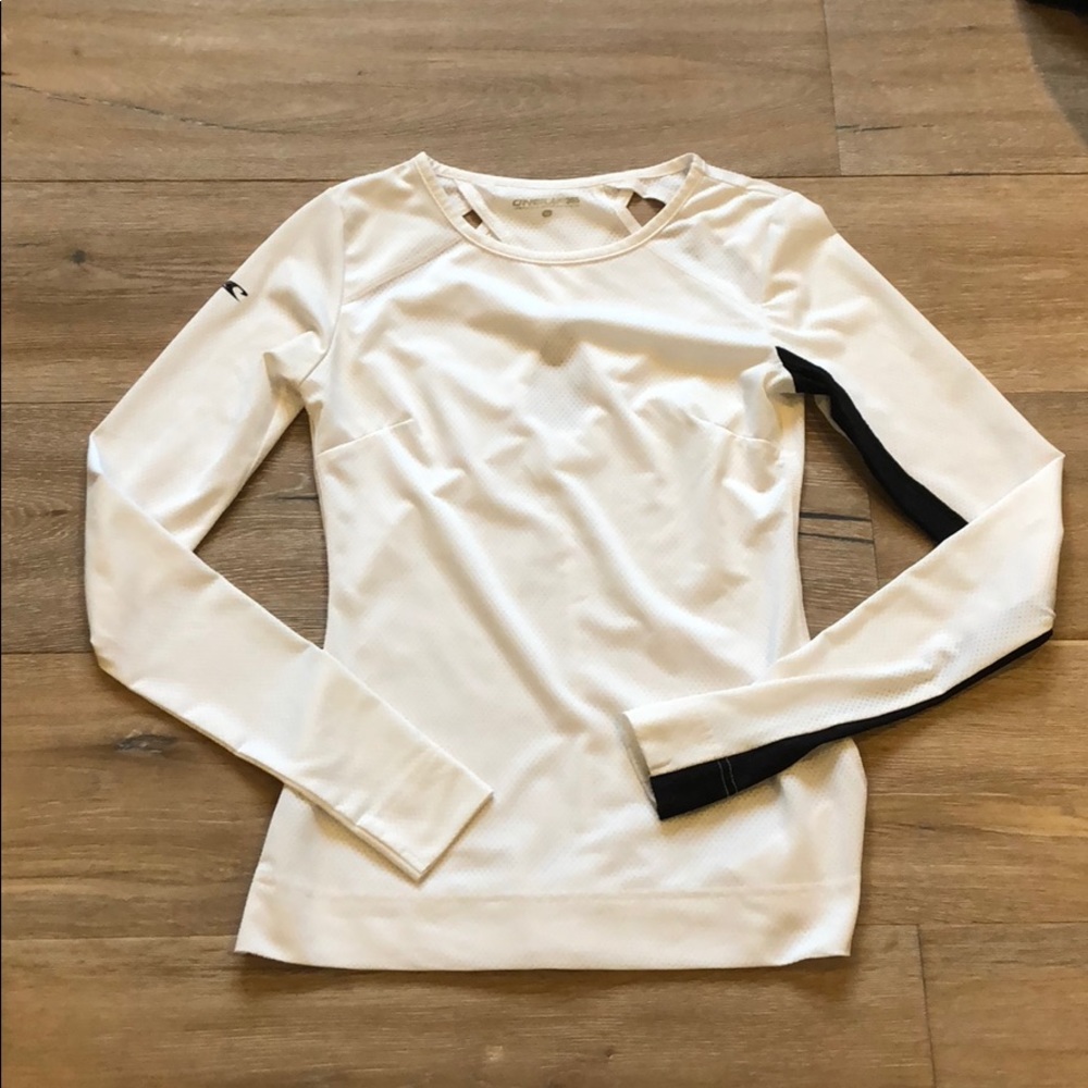 O’Neill White Crossed Back Workout Shirt Size XS